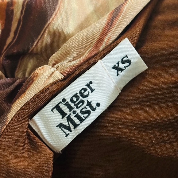 Tiger Mist Samira Mini Dress In Chocolate Swirl - Picture 8 of 8